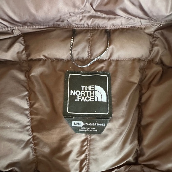 The North Face 600 Down Parka Jacket (Medium) - Picture 5 of 9